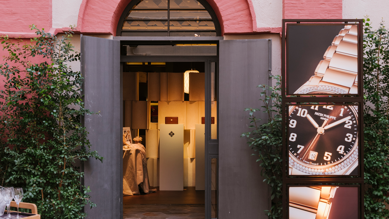 EL ESCENARIO PERFECTO PARA LAS COLECCIONES FEMENINAS DE PATEK PHILIPPE