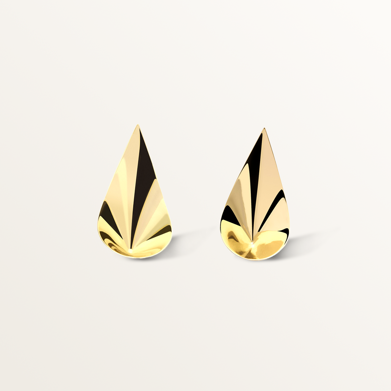 1500x1500_72dpi_EARR_MI_LF_0117_Edit.png