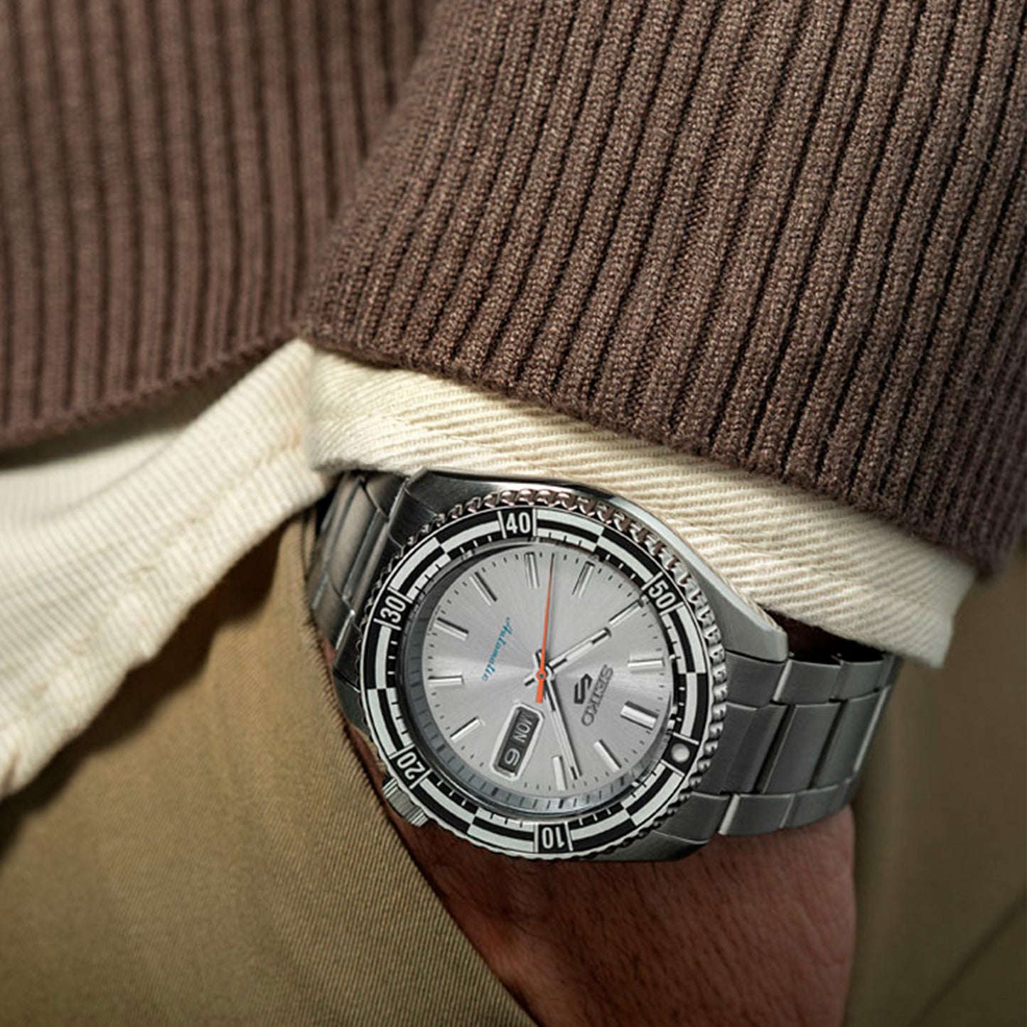 SEIKO 5 SPORTS SKX SPORTS STYLE