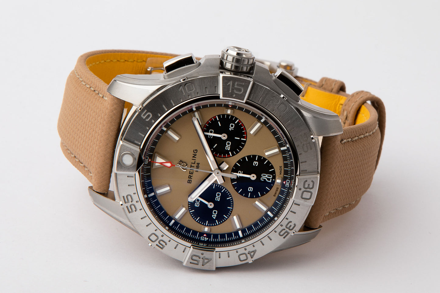 BREITLING AVENGER B01 CHRONOGRAPH 44