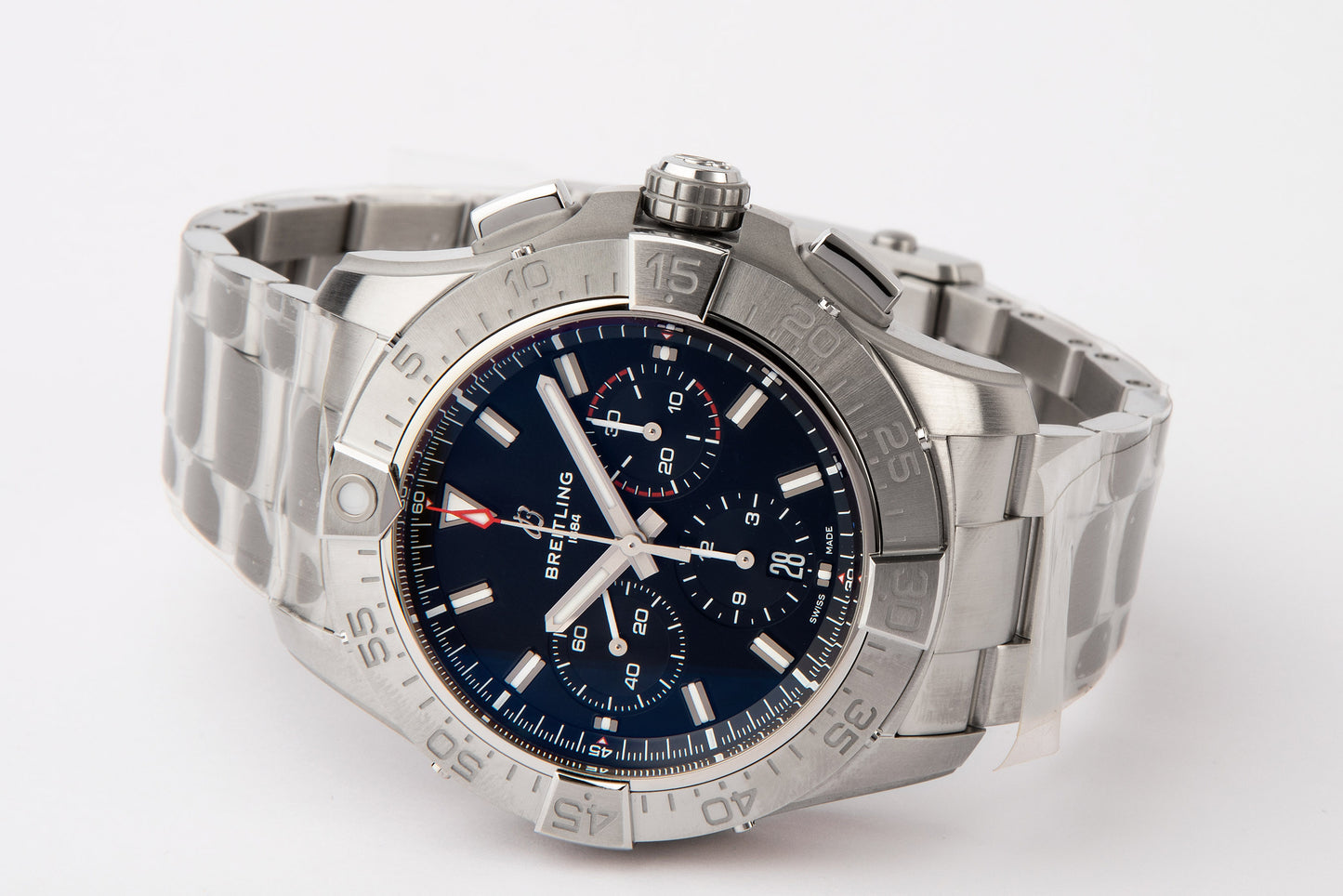 BREITLING AVENGER B01 CHRONOGRAPH 44