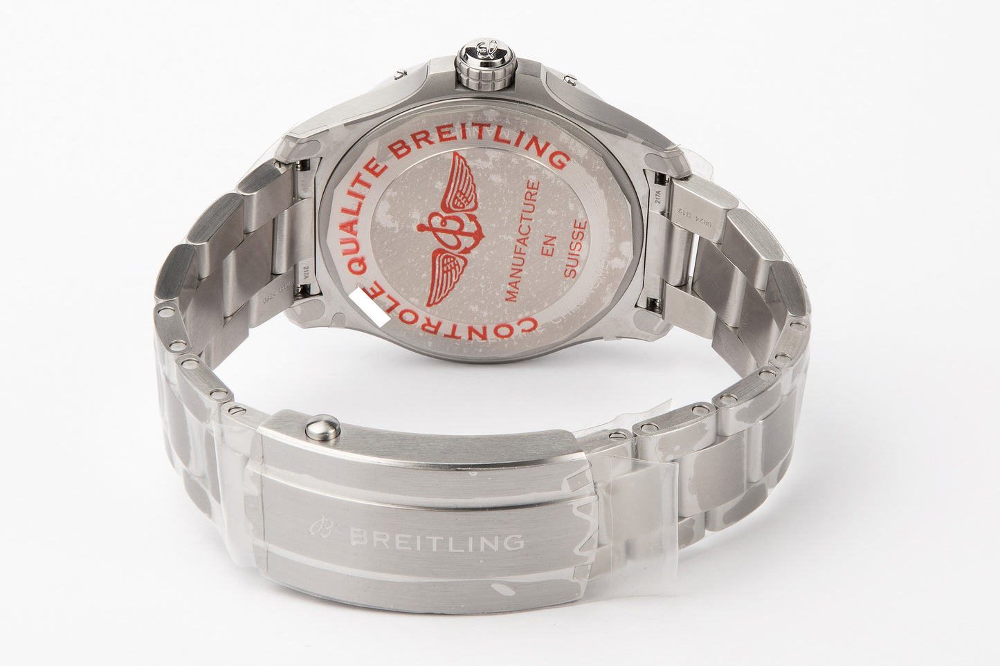 BREITLING AVENGER AUTOMATIC GMT 44