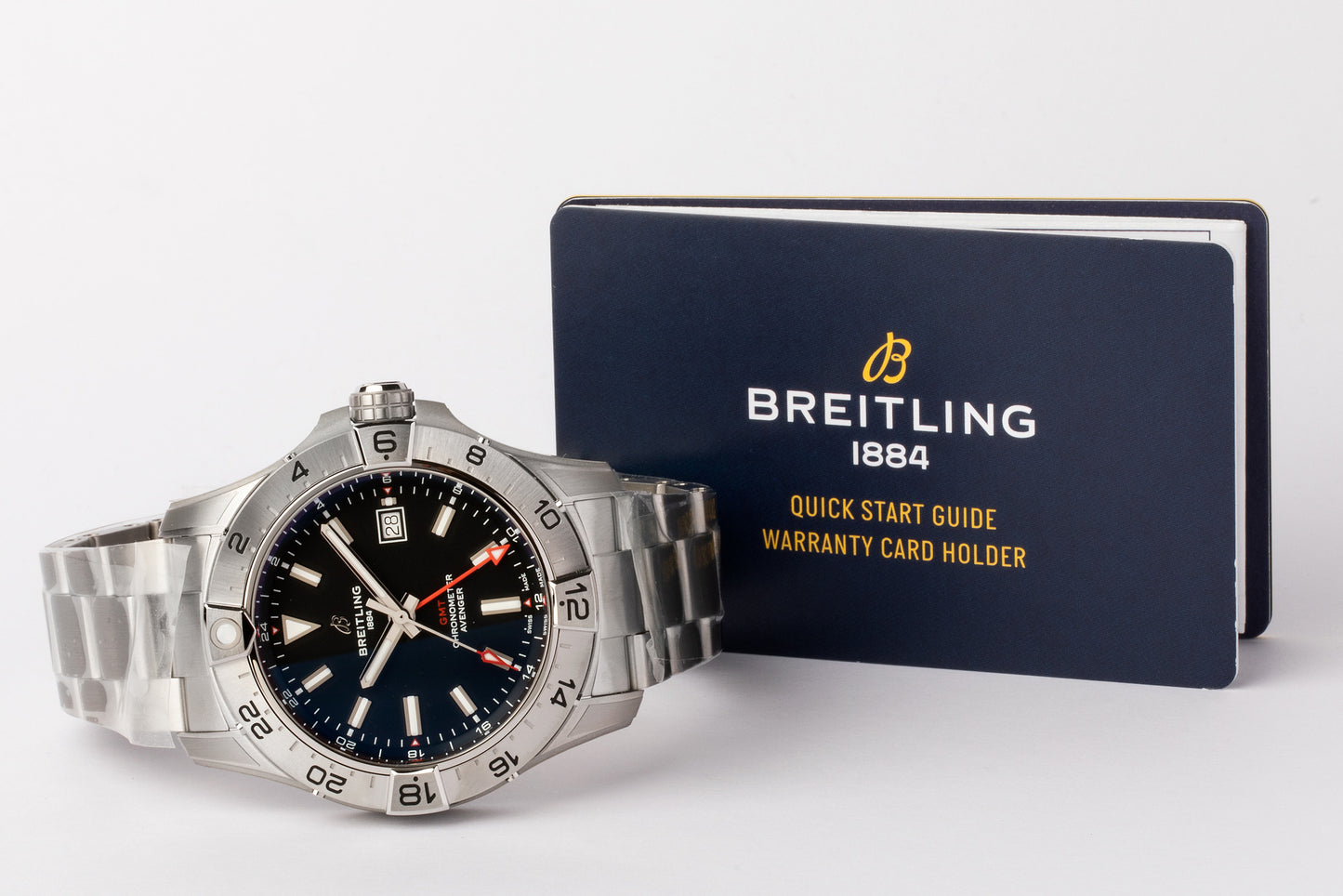 BREITLING AVENGER AUTOMATIC GMT 44