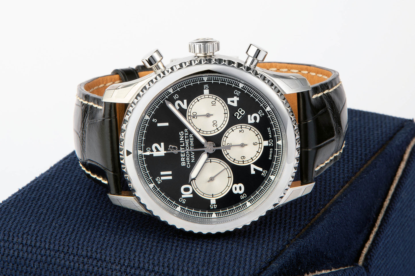 BREITLING NAVITIMER 8 B01 CHRONOGRAPH 43