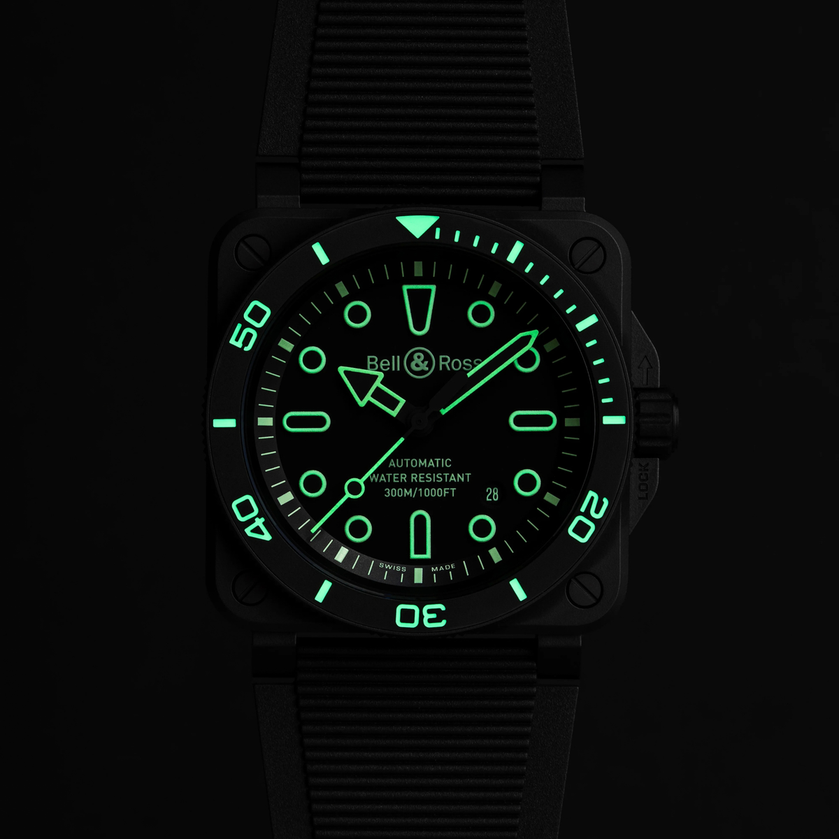BELL AND ROSS BR-03 DIVER LUM OUTLINE