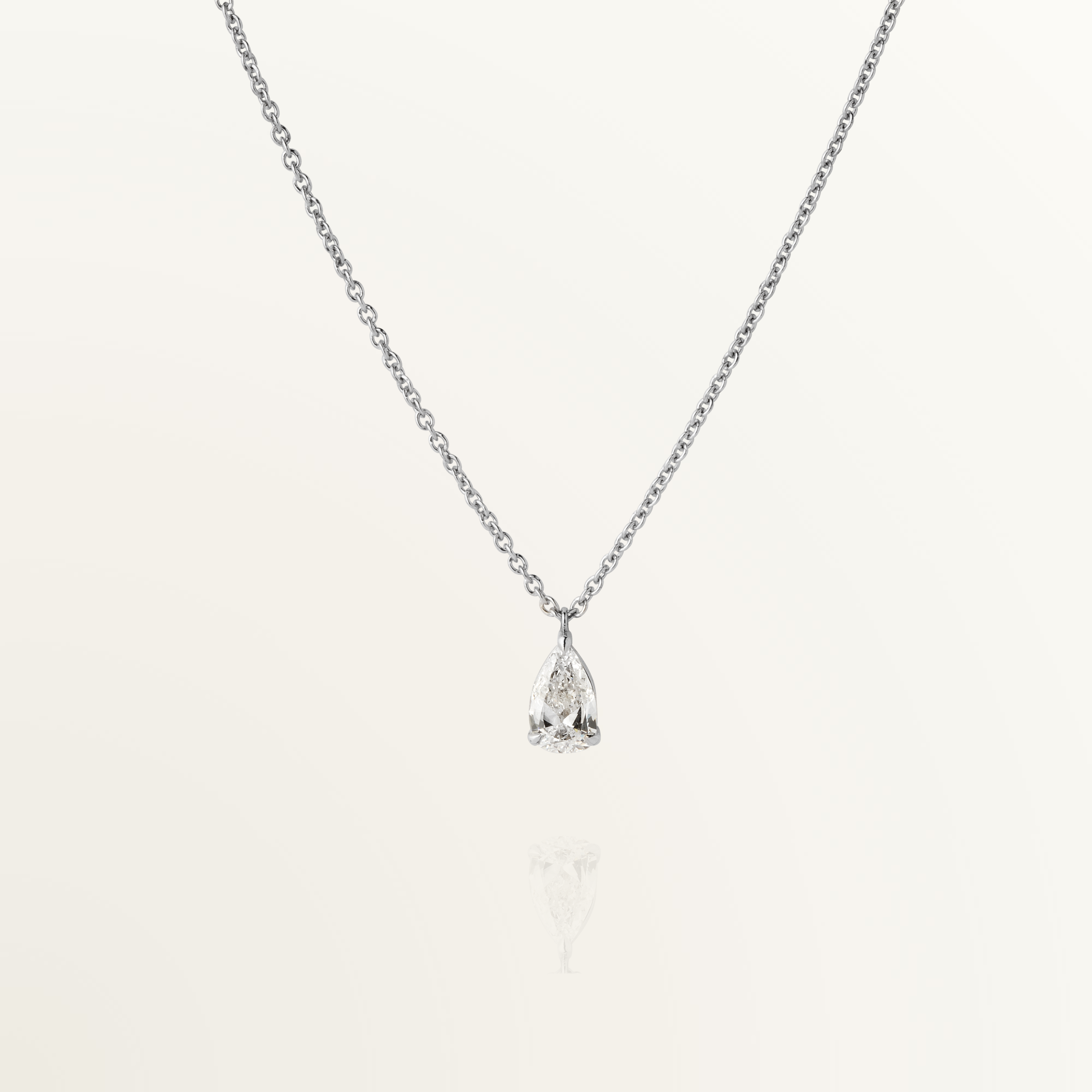 UNIÓN SUIZA COLLAR DIAMANTE