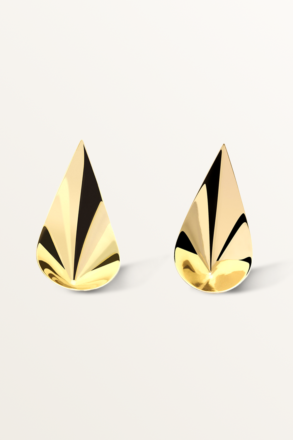 1500x1500_72dpi_EARR_MI_LF_0117_Edit.png