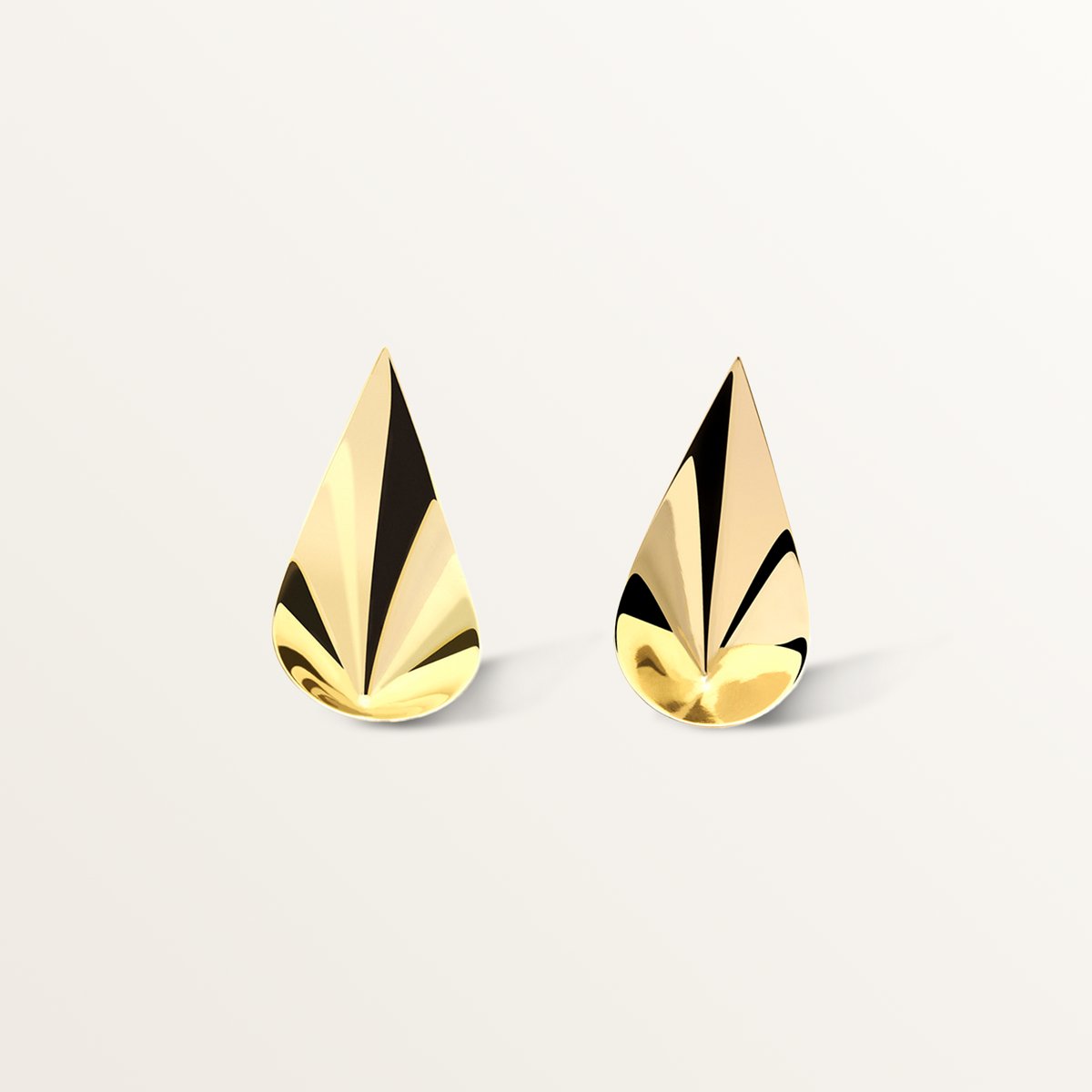 1500x1500_72dpi_EARR_MI_LF_0117_Edit.png